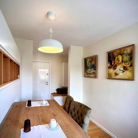 Bright And Modern Home Тимишоара Экстерьер фото